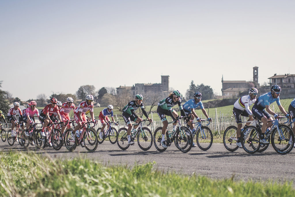 Alejandro Valverde debuts rainbow jersey ahead of Italian Classics